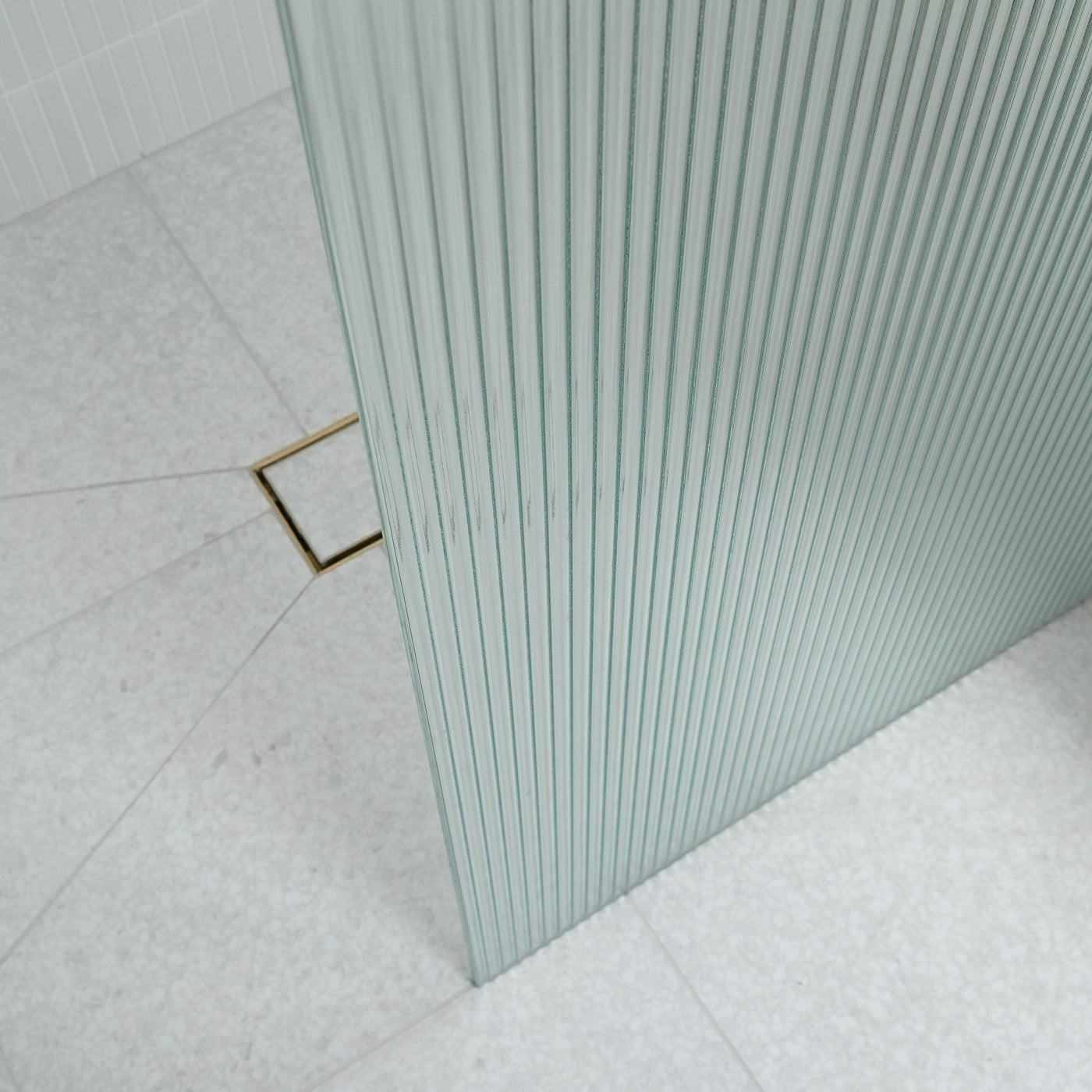 Fluted Radius Shower Screens - Right