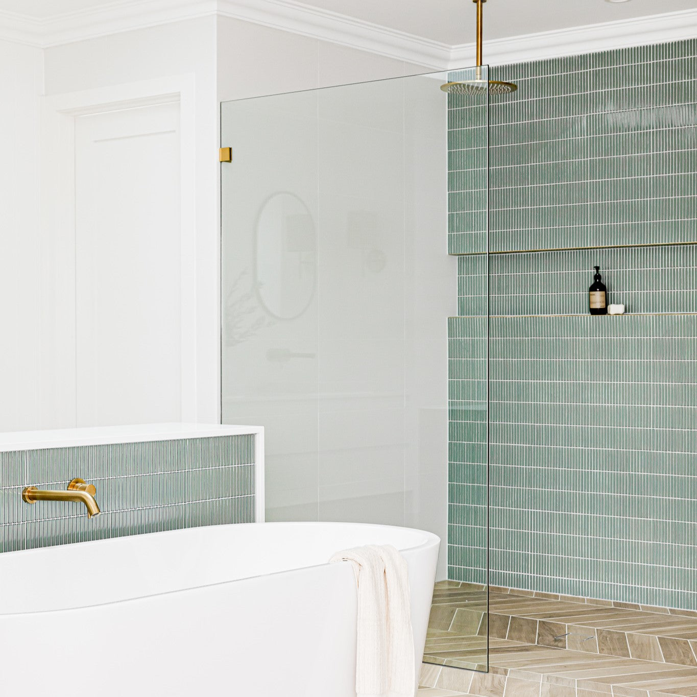 Fixed Shower Screens - Clear
